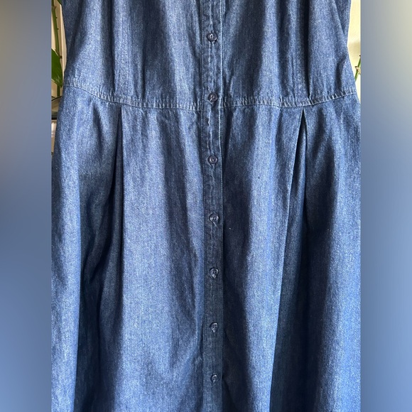 THRE3 Sleeveless Dark Blue Denim Vibes Button Up Fit & Flare Belted Dress EUC - Picture 5 of 16